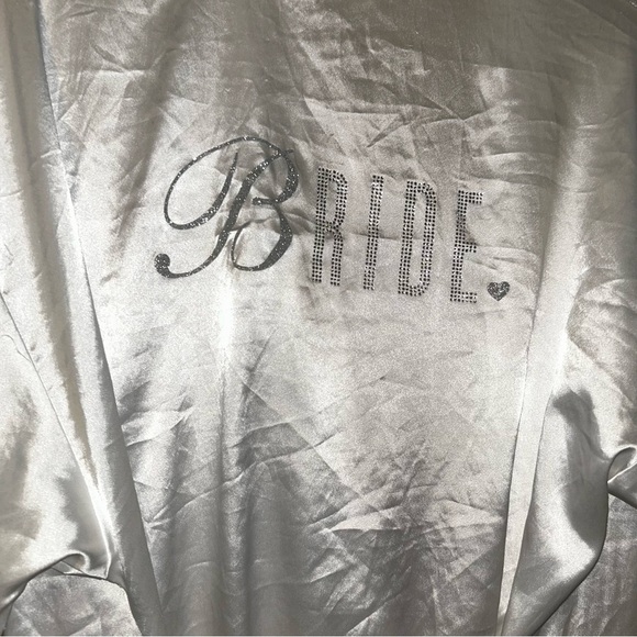 Victoria’s secret I do white satin bridal robe one size bride - Picture 3 of 4